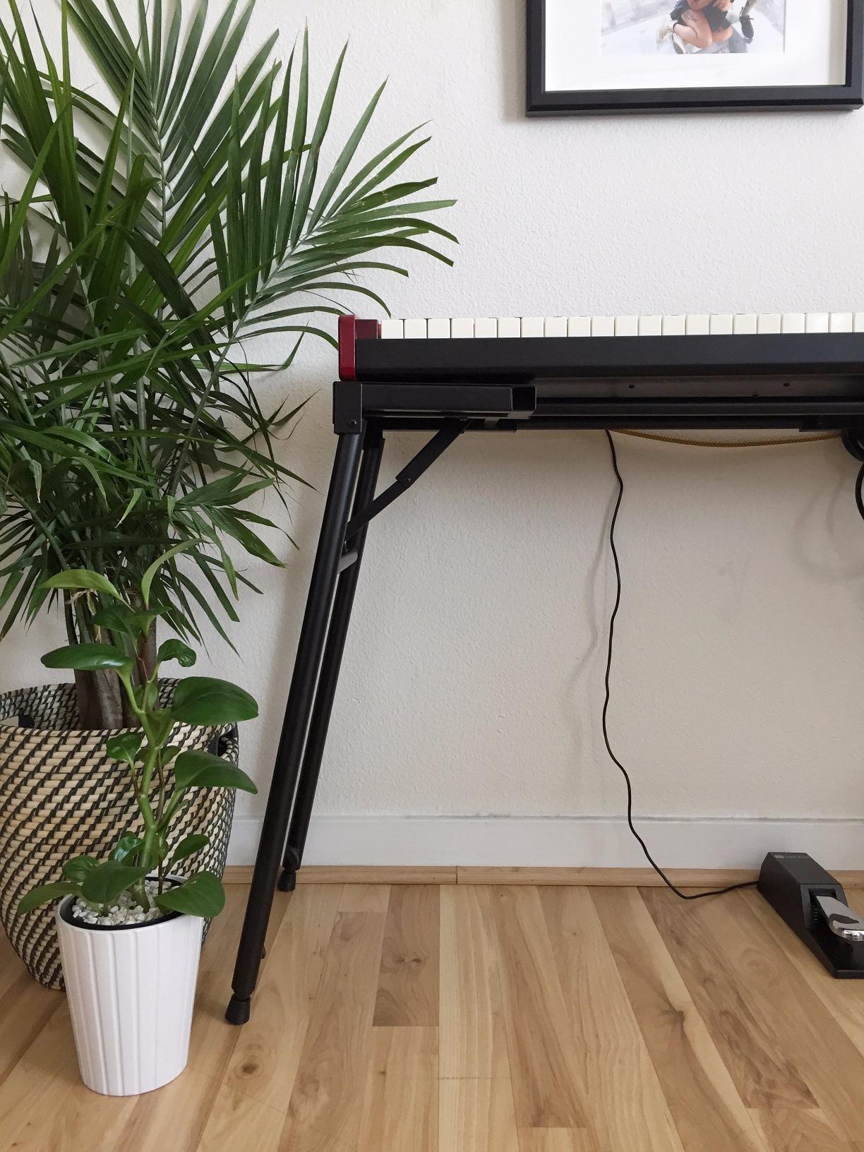 On-Stage KS7150 Platform-Style Keyboard Stand customer photo 1