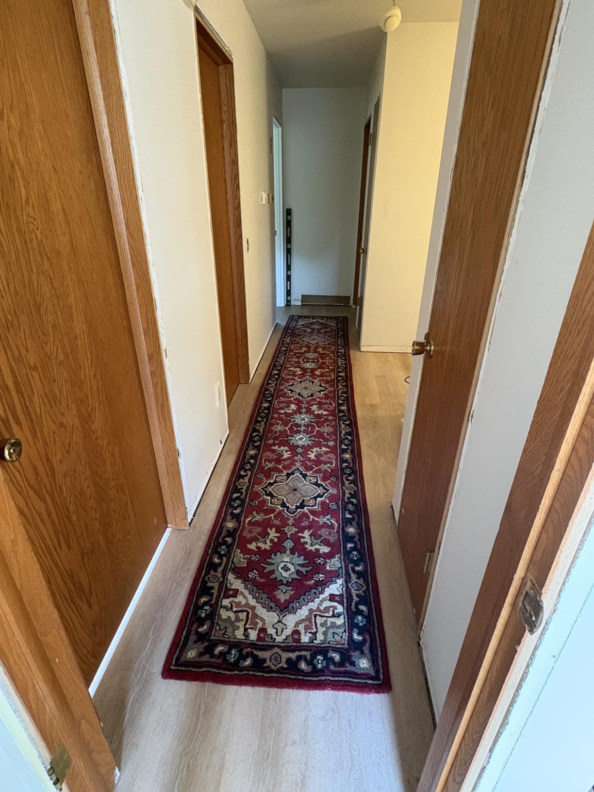 SAFAVIEH Area Rug 5x8 - Heritage Collection - Red, Handmade Wool, Traditional Oriental Medallion Design, Ideal for Living Room, Bedroom, Dining Space (HG625A) customer photo 1