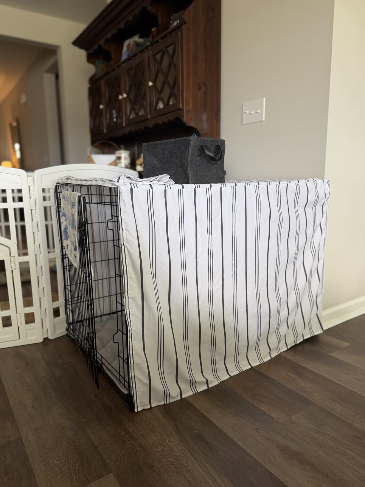 MidWest Homes for Pets 42-Inch iCrate for Large Breeds, 71-90 lbs, Double Door Folding Dog Crate with Divider Panel, Leak-Proof Tray & Secure Latches, Portable, Durable & Easy to Assemble customer photo 1