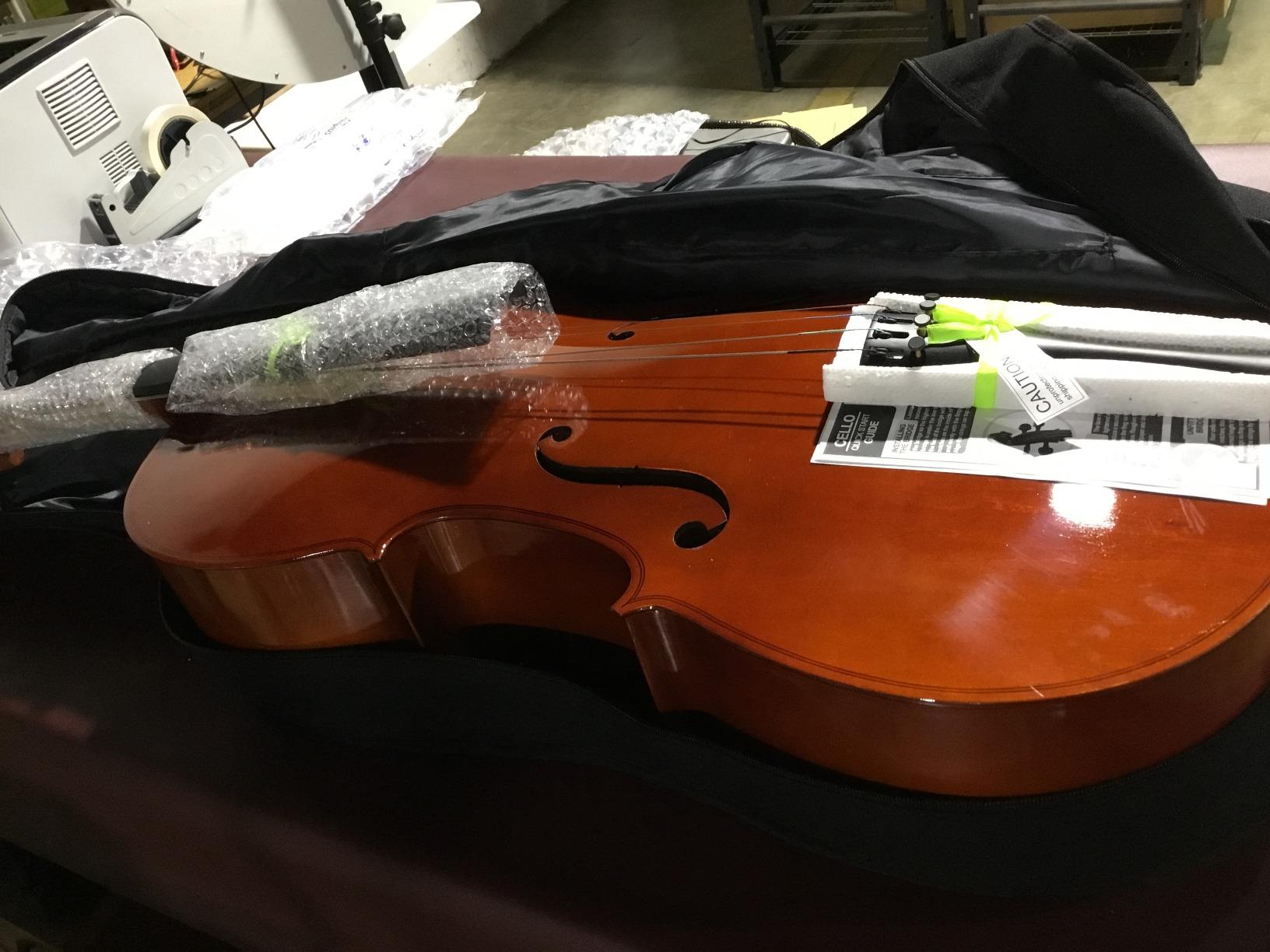 D'Luca Meister Student Cello Package 1/2 Size w/Stand, Bag, Tuner, Rosin & Bow customer photo 1
