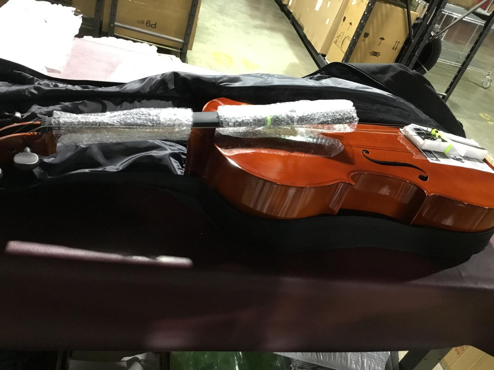 D'Luca Meister Student Cello Package 1/2 Size w/Stand, Bag, Tuner, Rosin & Bow customer photo 2