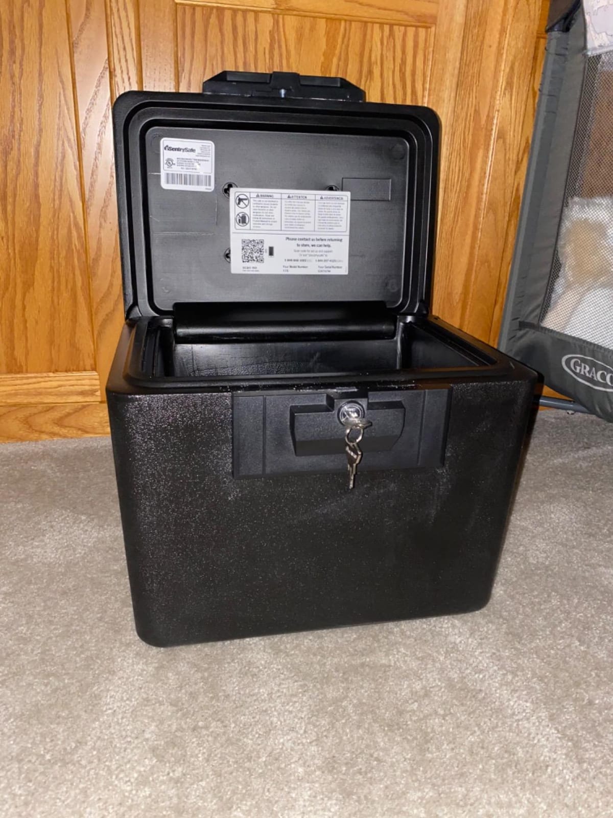 SentrySafe Black Fireproof Document Box with Key Lock, Safe Secures Files and Documents for Home or Office, 0.61 Cubic Feet, 13.6 x 15.3 x 12.1 inches, 1170 customer photo 2