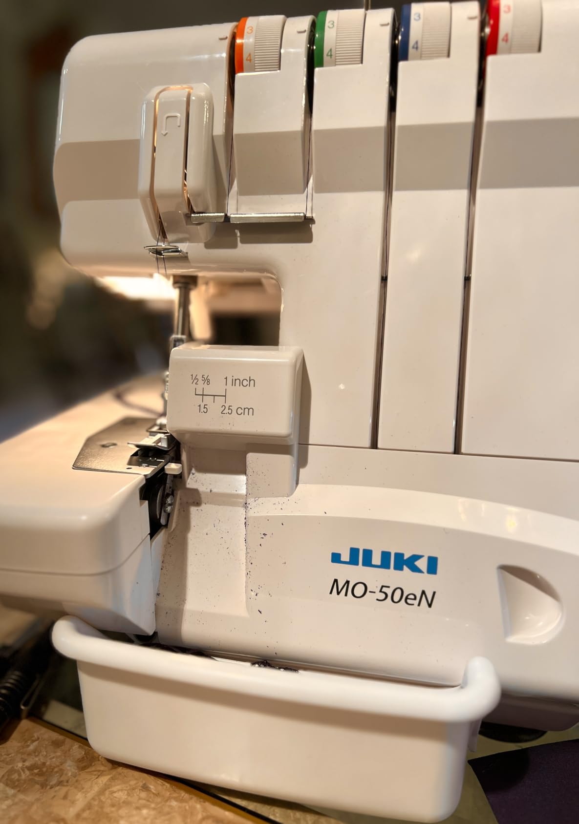 Juki MO-50E, 3 or 4 Thread Serger, Lay In Tensions, Adjustable Differential Feed, Built In Rolled Hem, Automatic Lower Looper Threader customer photo 1