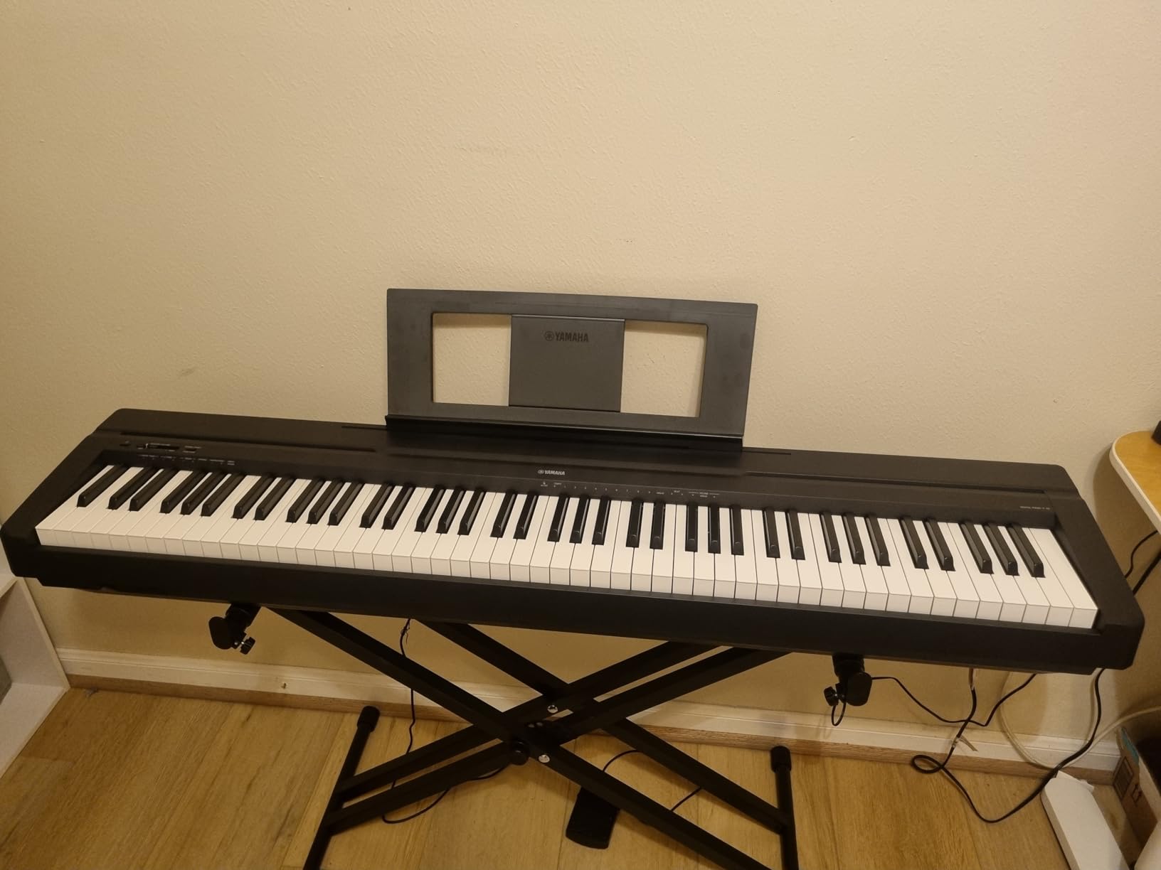 Yamaha 88-Key Weighted Portable Digital Piano Keyboard with Music Rest, Sustain Foot Switch, Built-in Speakers, USB Connectivity, Black (P45B) customer photo 2