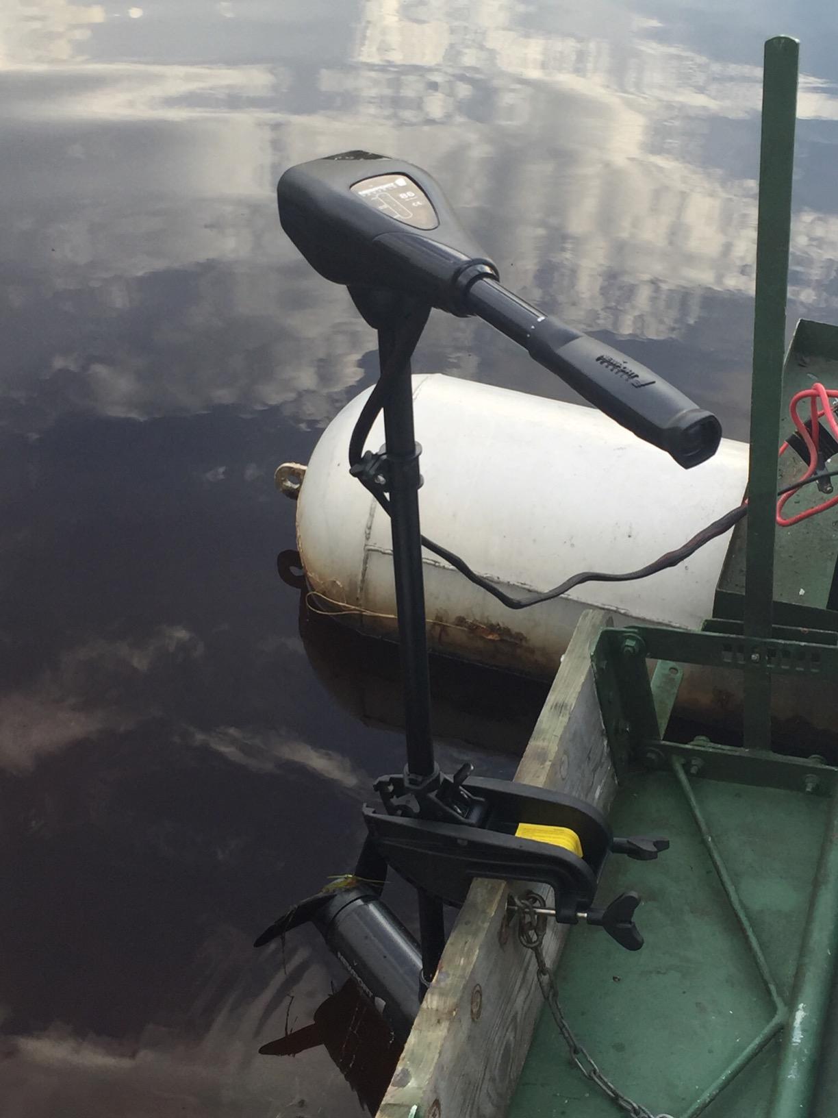 Newport NV-Series Thrust Saltwater Transom Mounted Trolling Electric Trolling Motor w/LED Battery Indicator customer photo 1