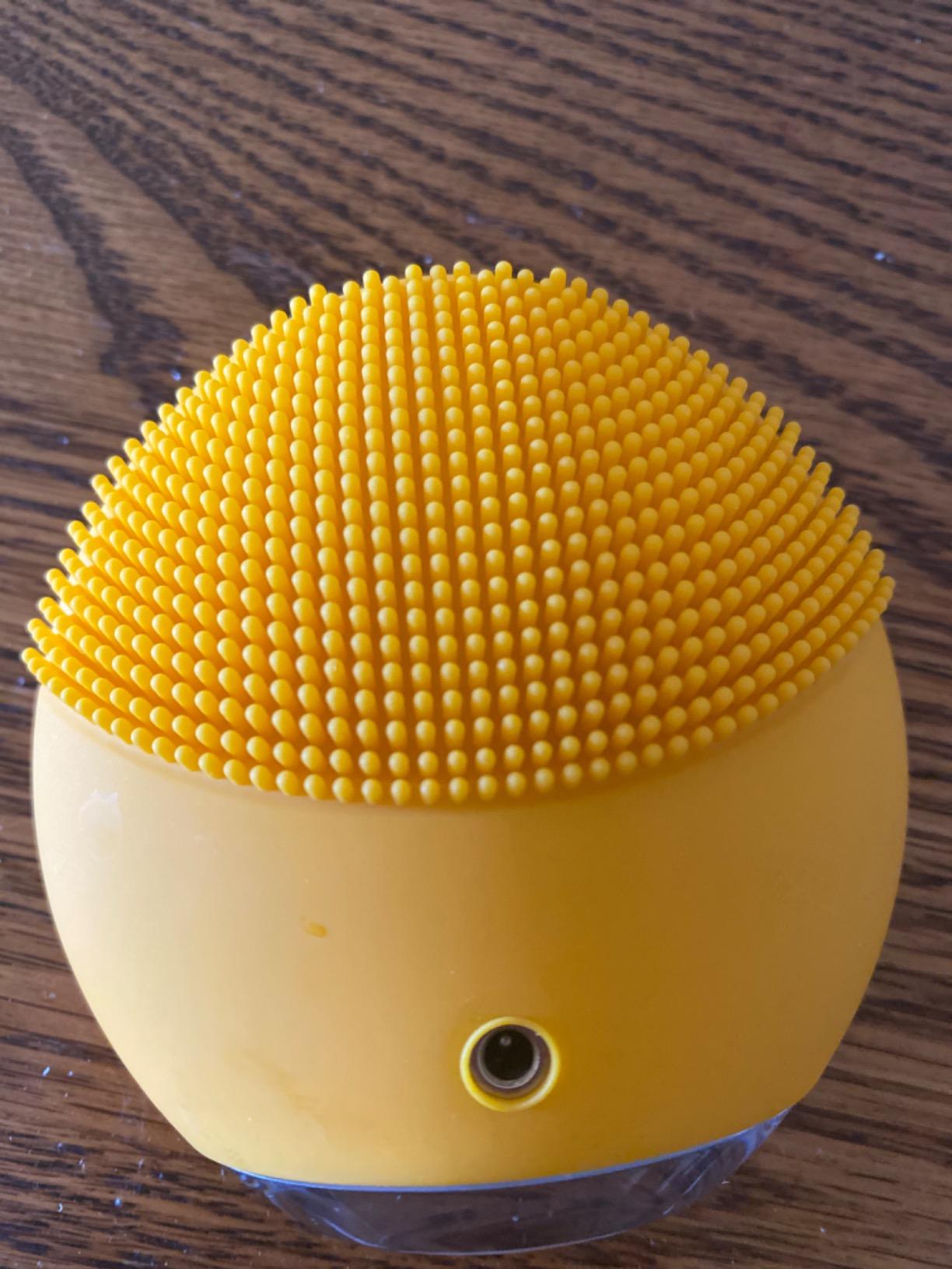 FOREO LUNA mini 2 Ultra-hygienic Facial Cleansing Brush - All Skin Types Face Massager for Clean & Healthy Face Care customer photo 1