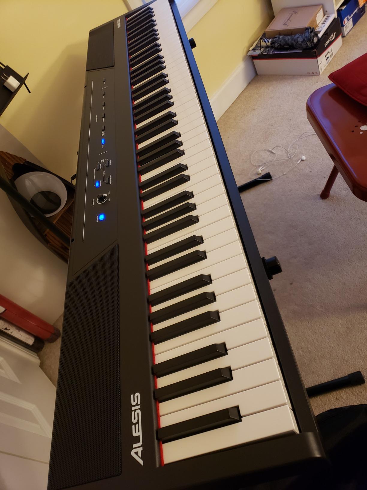 Alesis Recital 88-Key Digital Piano Keyboard with Semi-Weighted Keys, 2x20W Speakers, 5 Voices, Split, Layer and Lesson Mode, FX and Piano Lessons customer photo 1