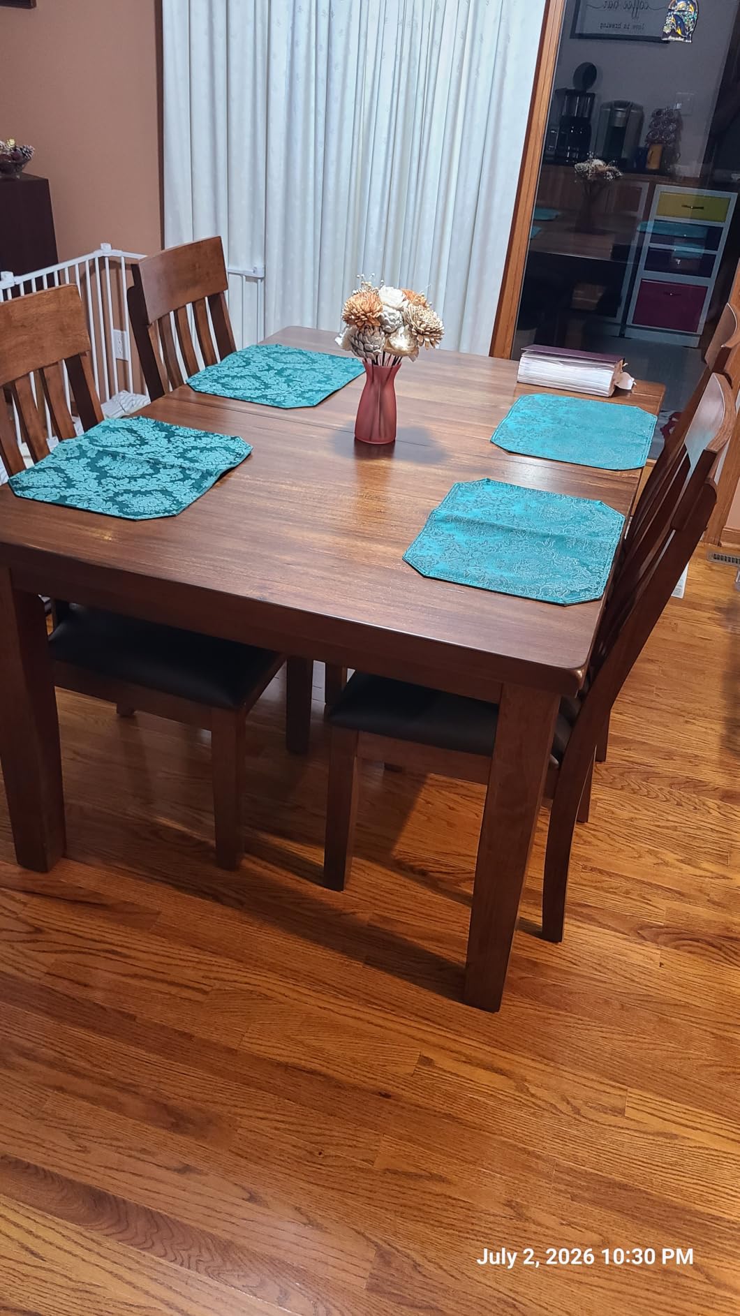 Signature Design by Ashley Ralene Wood Extendable Dining Table, Brown, 18-inch Self-Storing Butterfly Leaf, Seats 8 customer photo 2
