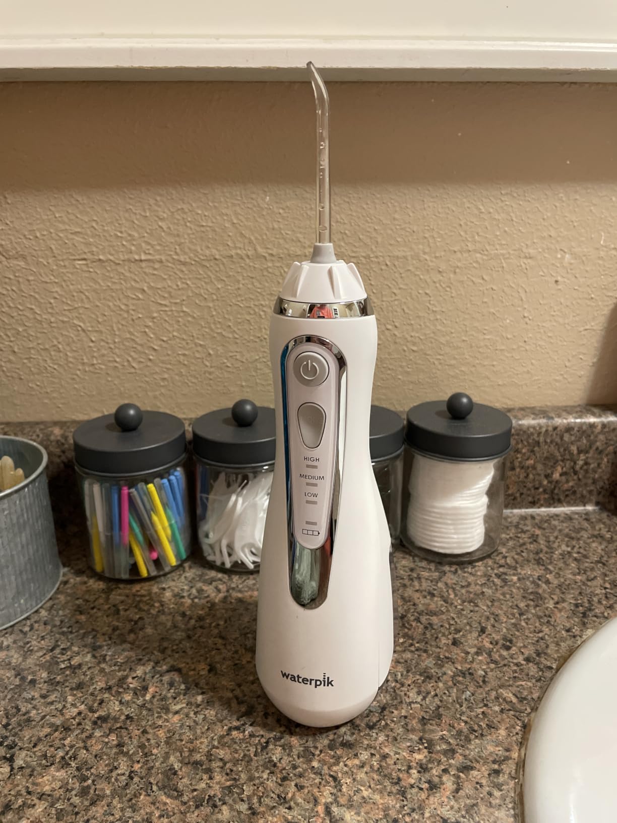 Waterpik Cordless Advanced 2.0 Water Flosser For Teeth, Gums, Braces, Dental Care With Travel Bag and 4 Tips, ADA Accepted, Rechargeable, Portable, and Waterproof, White WP-580, Packaging May Vary customer photo 2