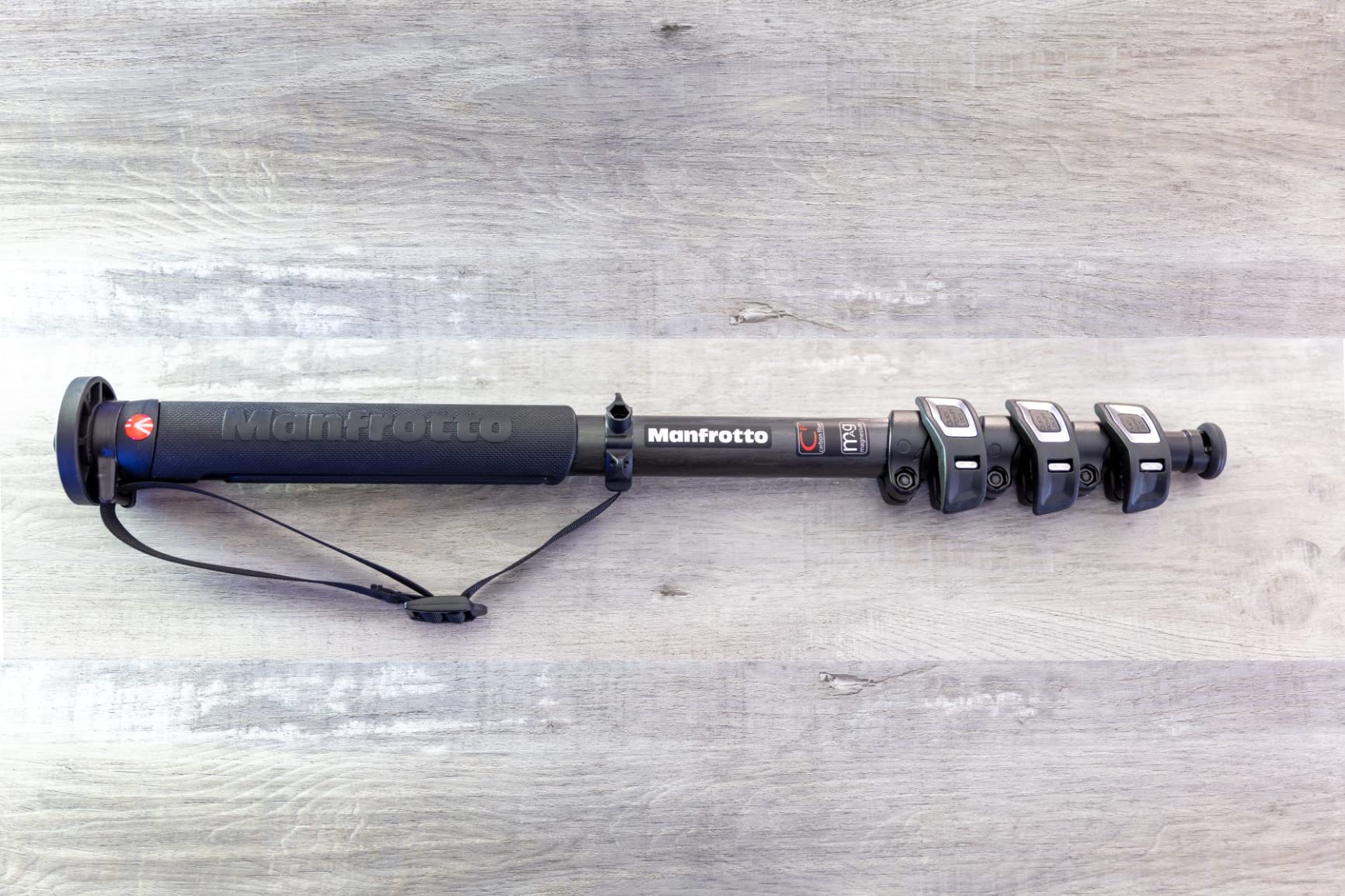 Manfrotto XPRO Carbon Fiber 4-Section Monopod (MPMXPROC4US) Black customer photo 1