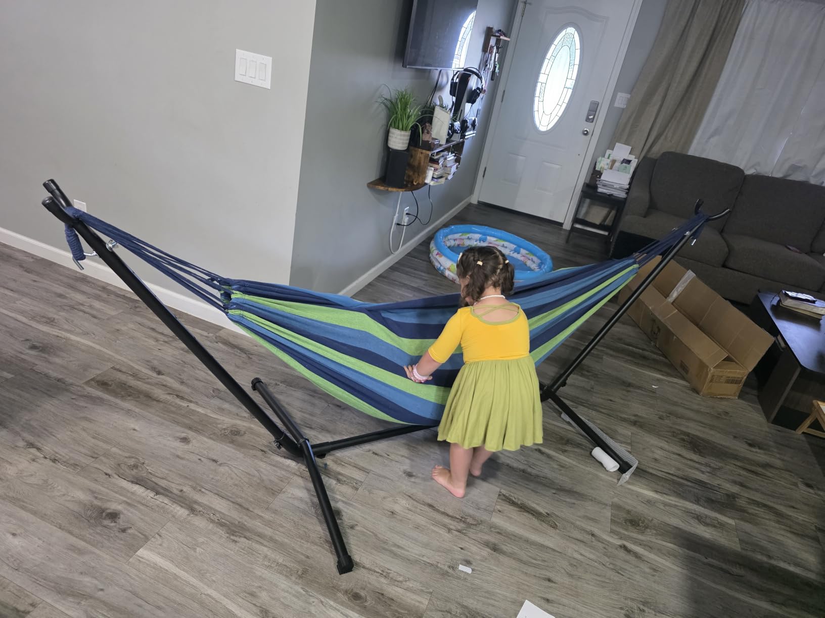 550 LBS Capacity Double Hammock with Stand Included with Portable Carrying Bag, Heavy Duty 2-Person Hammock for Outdoors & Indoors - Desert Stripe customer photo 1
