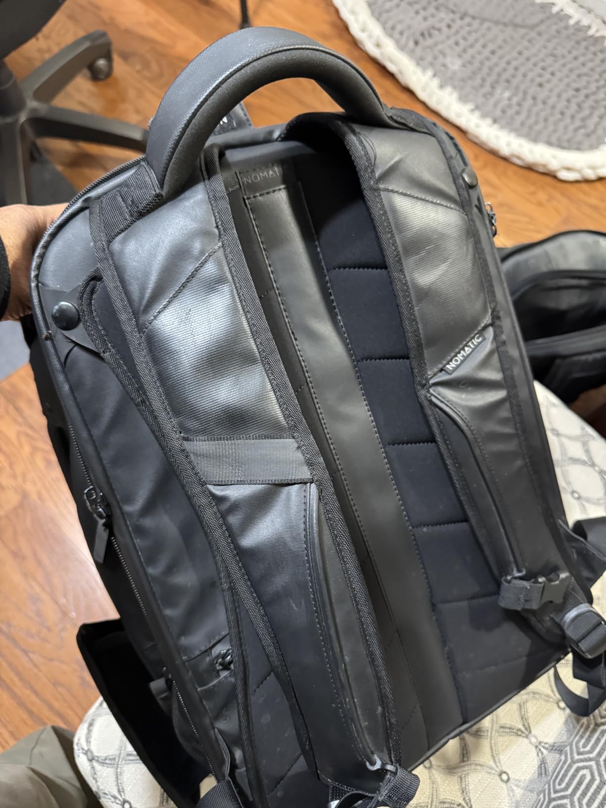 NOMATIC Travel Pack - Mens Travel Backpack - Expandable to 30L - Water Resistant Daypack - TSA-Ready - 16