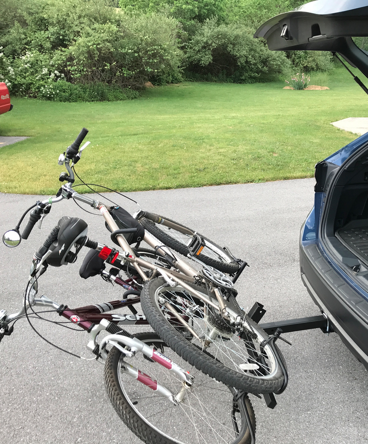 MaxxHaul Platform Bike Rack for 2 Bikes - Hitch Mounted Tray Carrier for SUV, Van, & Truck customer photo 1