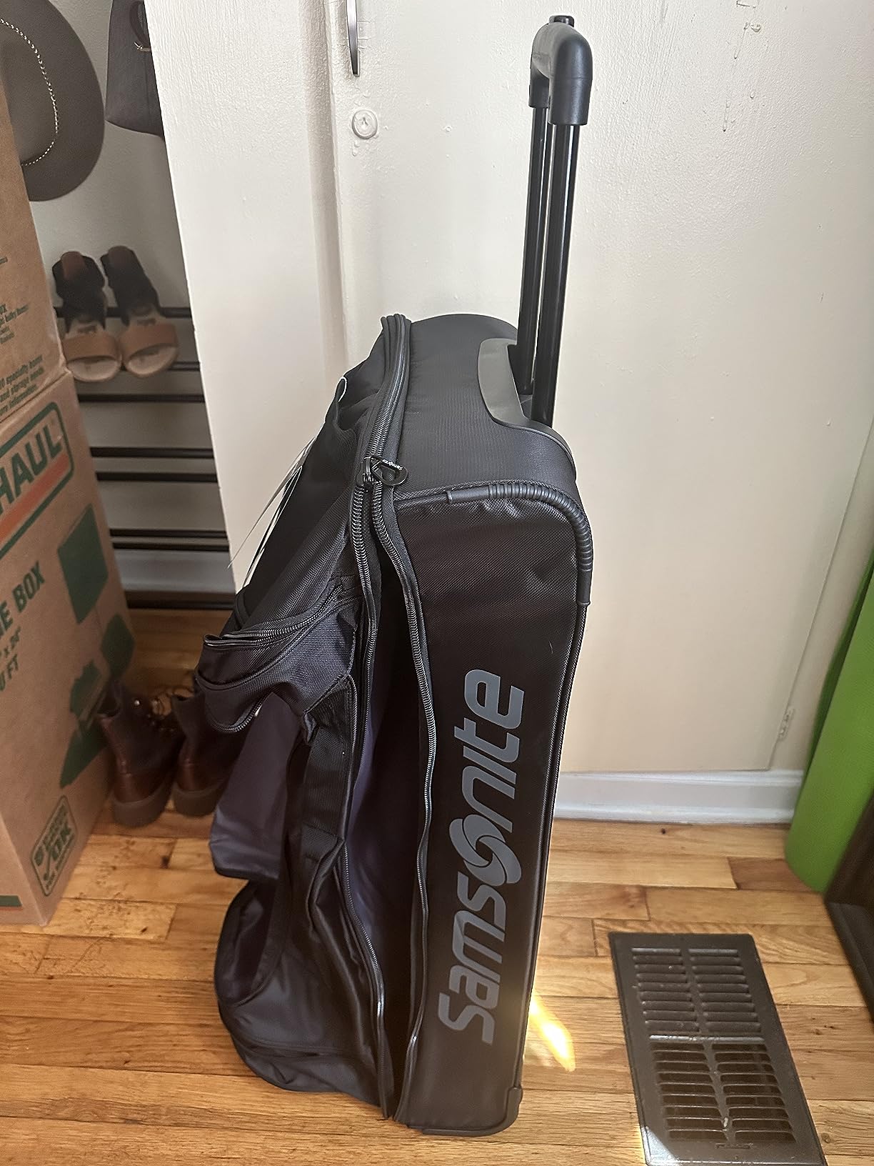 Samsonite Andante 2 Wheeled Duffel Bag – 32-Inch Durable Rolling Luggage with Inline Skate Wheels, Push-Button Handle & Spacious Compartments – Travel-Friendly and Lightweight - All Black customer photo 1