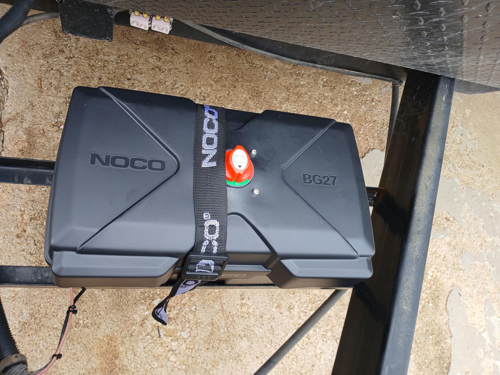 Weize Deep Cycle AGM 12 Volt 100Ah Battery, Maintenance-Free, 3% Self-Discharge Rate, 1150A Max Discharge Current, Perfect for RV, Solar, Trolling Motor, Marine customer photo 2
