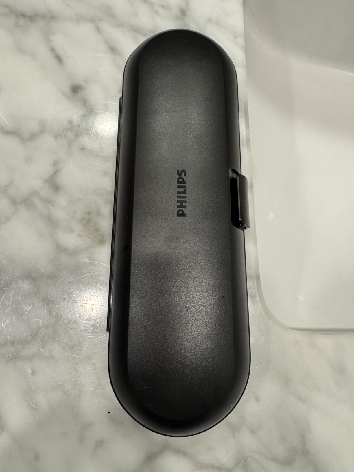 Philips Sonicare ProtectiveClean 5300 Rechargeable Electric Toothbrush, with Pressure Sensor, 3 Cleaning Modes, SmarTimer and QuadPacer, with 2 Bonus Brush Heads, Travel Case, Black, Model HX6423/34 customer photo 2