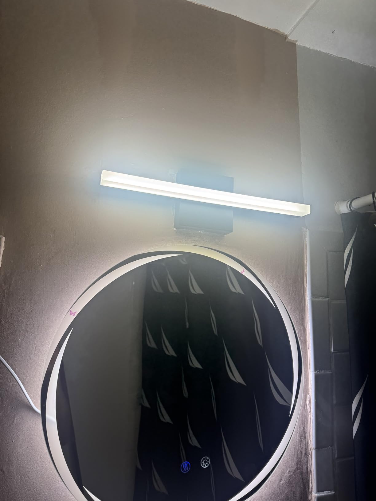 Combuh Black Bathroom Light Fixtures Over Mirror Lighting Gentle, 9W 16 Inch Modern LED Small Vanity Lamp Bar customer photo 2