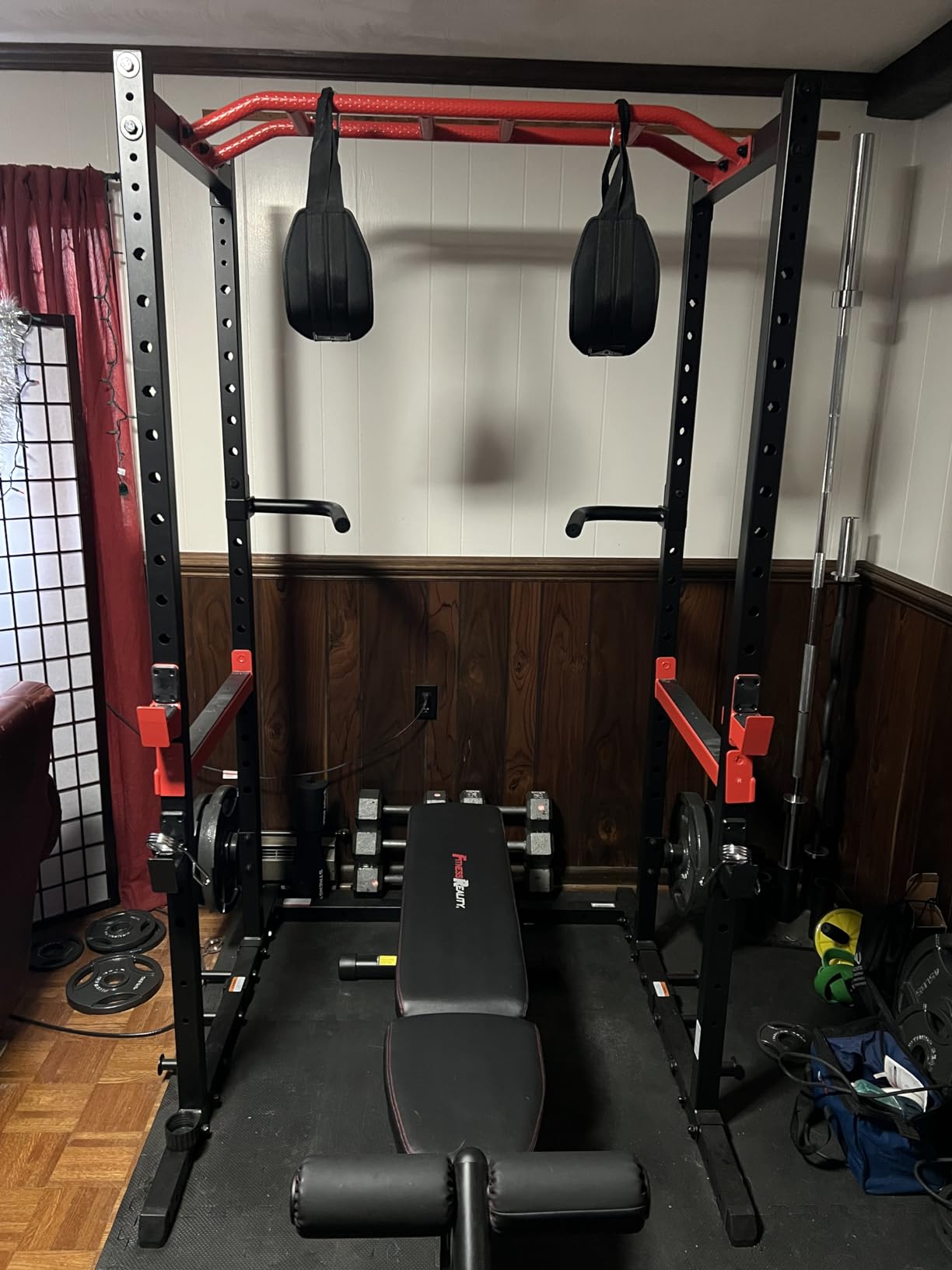 Sunny Health & Fitness Power Zone Strength Rack Power Cage - 1000 LB Weight Capacity, Spotter Bar, Angled Pull-Up Bar, J-Hooks, Resistance Band Pins, Optional LAT Pull Down customer photo 2