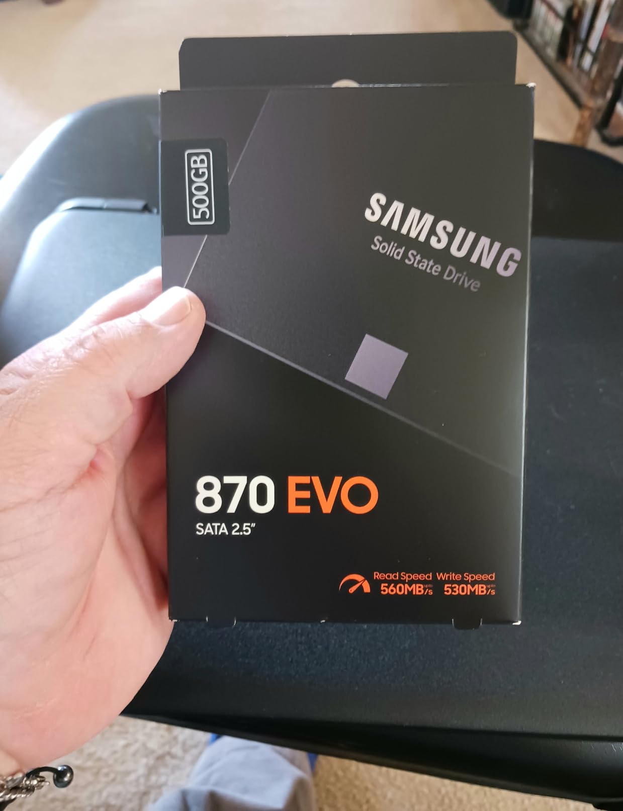 Samsung Electronics 870 EVO 2TB 2.5 Inch SATA III Internal SSD (MZ-77E2T0B/AM) customer photo 1