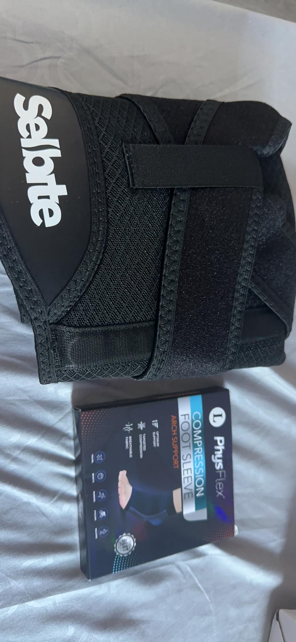 Selbite Posture Corrector for Men and Women - Back Brace for Upper and Lower Body Support - Adjustable Straightener with Pain Relief and Muscle Memory (Medium) customer photo 1
