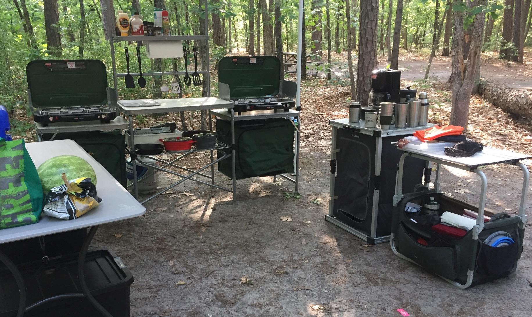 Coleman Classic 3-Burner Propane Camping Stove with InstaStart Ignition, Portable Cooktop with 3 Adjustable Burners & 28,000 BTUs customer photo 2