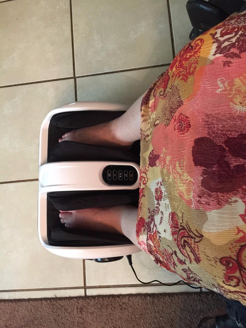 Cloud Massage Shiatsu Foot Massager with Heat, Standard Size, White customer photo 1