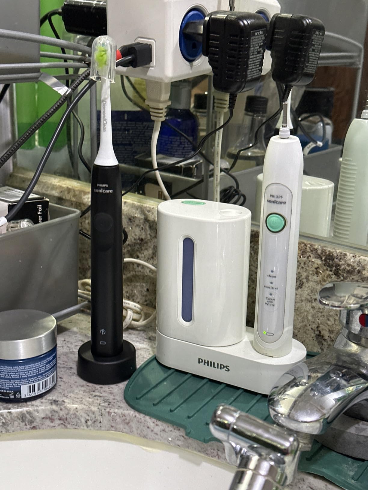 Philips Sonicare 4100 Rechargeable Electric Toothbrush, 1 Brush Head, Black | 700% More Plaque Removal, Pressure Sensor, 2 Brush Settings, 2-Minute Guided Timer, 14-Day Battery, HX3681/24 customer photo 1