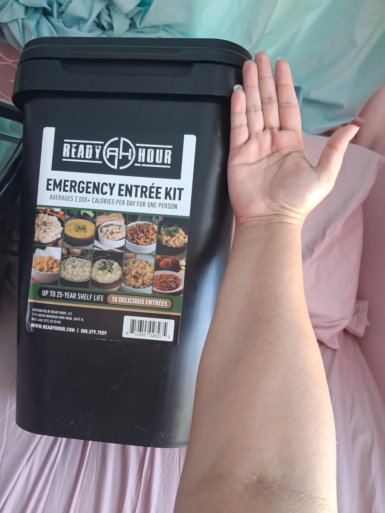 Ready Hour 120 Serving Entree Bucket - Freeze Dried Emergency Food Supply - Survival Meals with Long Shelf Life - Prepper Essentials for Disaster, Camping, Hiking, or Outdoor Use customer photo 1