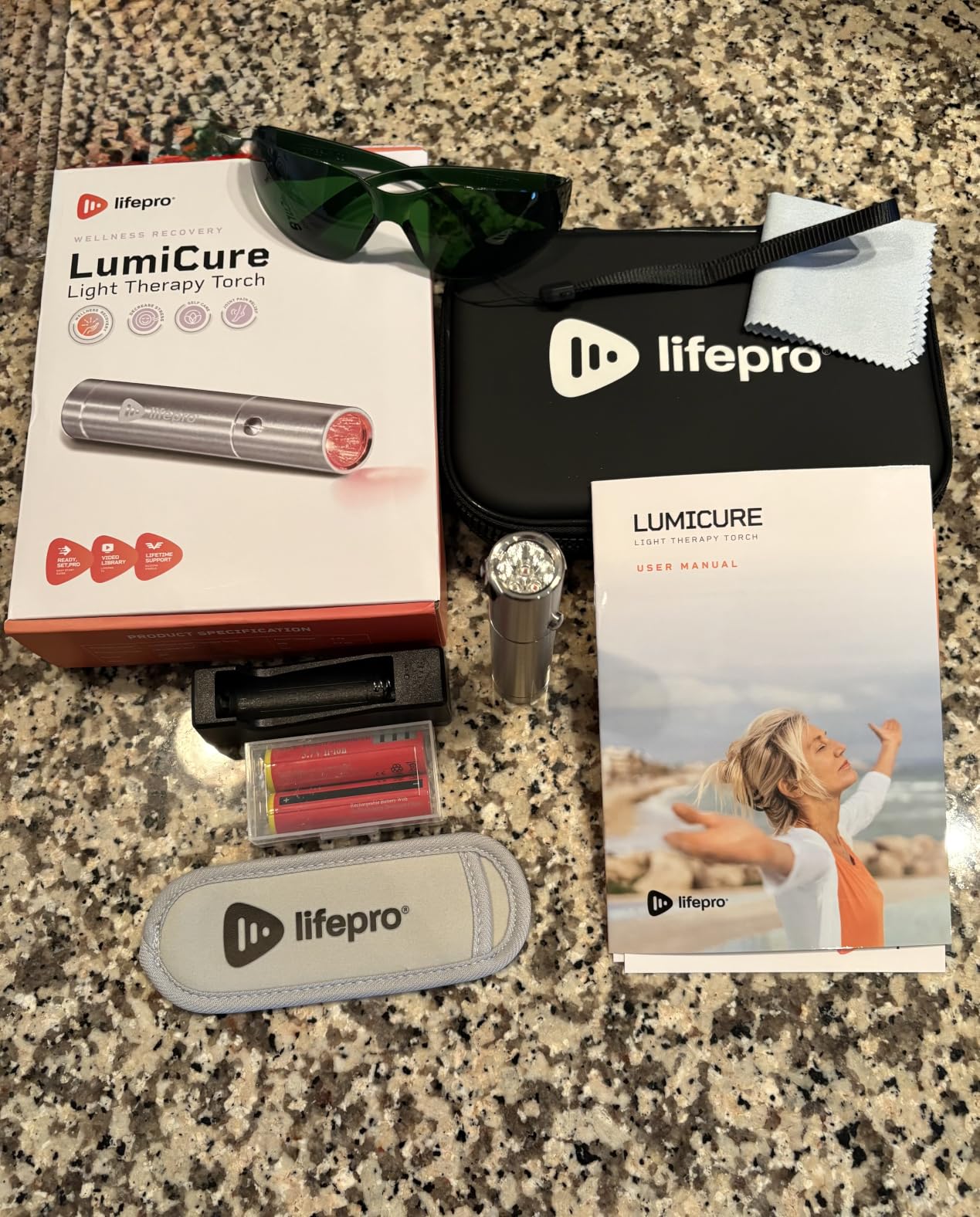 Lifepro Near Infrared Red Light Therapy for Body Joints & Muscles Wellness Support, Lumicure Portable Red Light Therapy Torch with 630nm, 660nm, 850nm LEDs - Support Daily Relaxation and Comfort customer photo 2