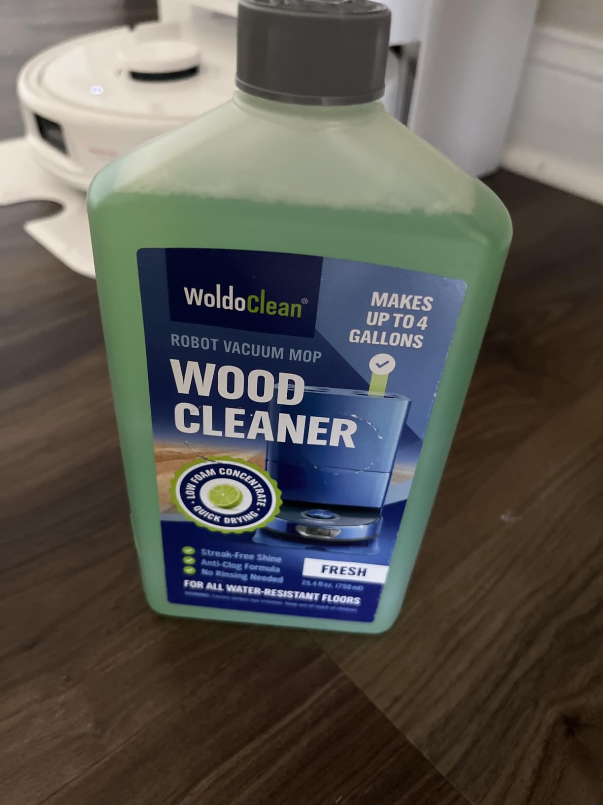 WoldoClean Wood Floor Cleaner for Robot Mops 25.36 fl.oz - pH-Neutral & Streak-Free, Compatible with Roborock, Dreame, Roomba, Tineco customer photo 2