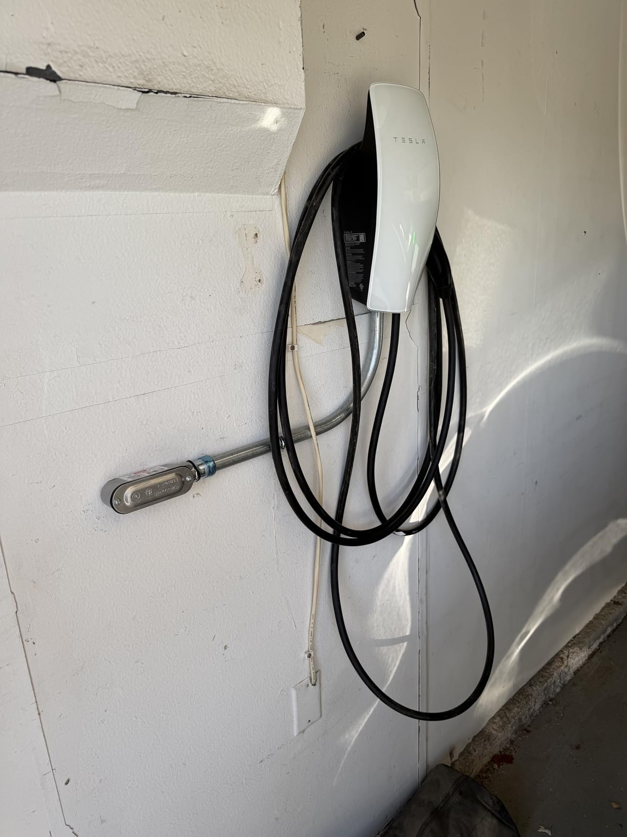 Tesla Wall Connector - Electric Vehicle (EV) Charger - Level 2 - up to 48A with 24' Cable customer photo 2