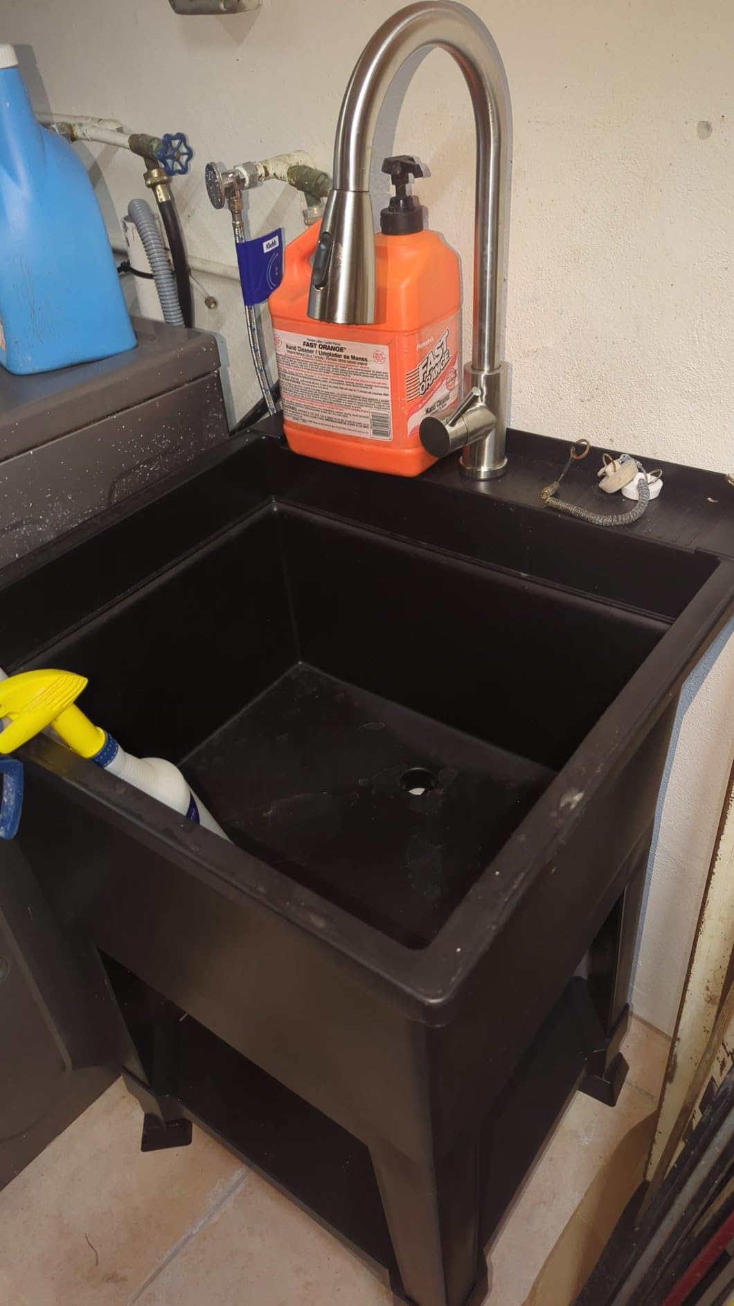 UTILITYSINKS Freestanding Utility Tub Sink with Quick Connect Drain, 24 x 24