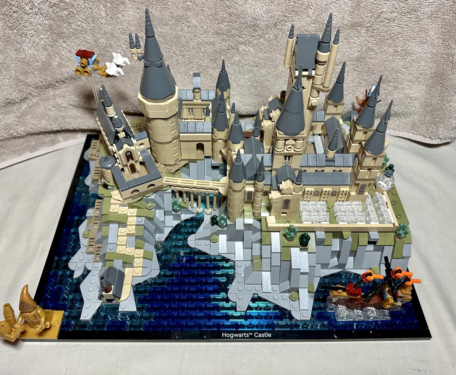 LEGO Harry Potter Hogwarts Castle and Grounds 76419 Building Set customer photo 1