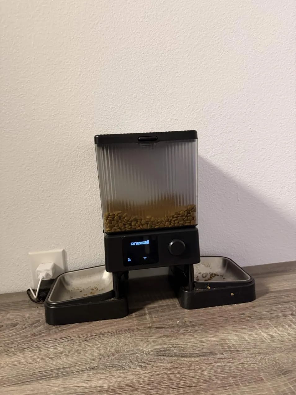 oneisall 5G WiFi Automatic Cat Feeder for 2 Cats, App Control, 20 Cups/5L | Timed Meals, Feed Now, Feeding Logs, Slow Feed, Precise Portions, 10s Voice Recorder, Family Sharing, Stainless Steel Bowls customer photo 1