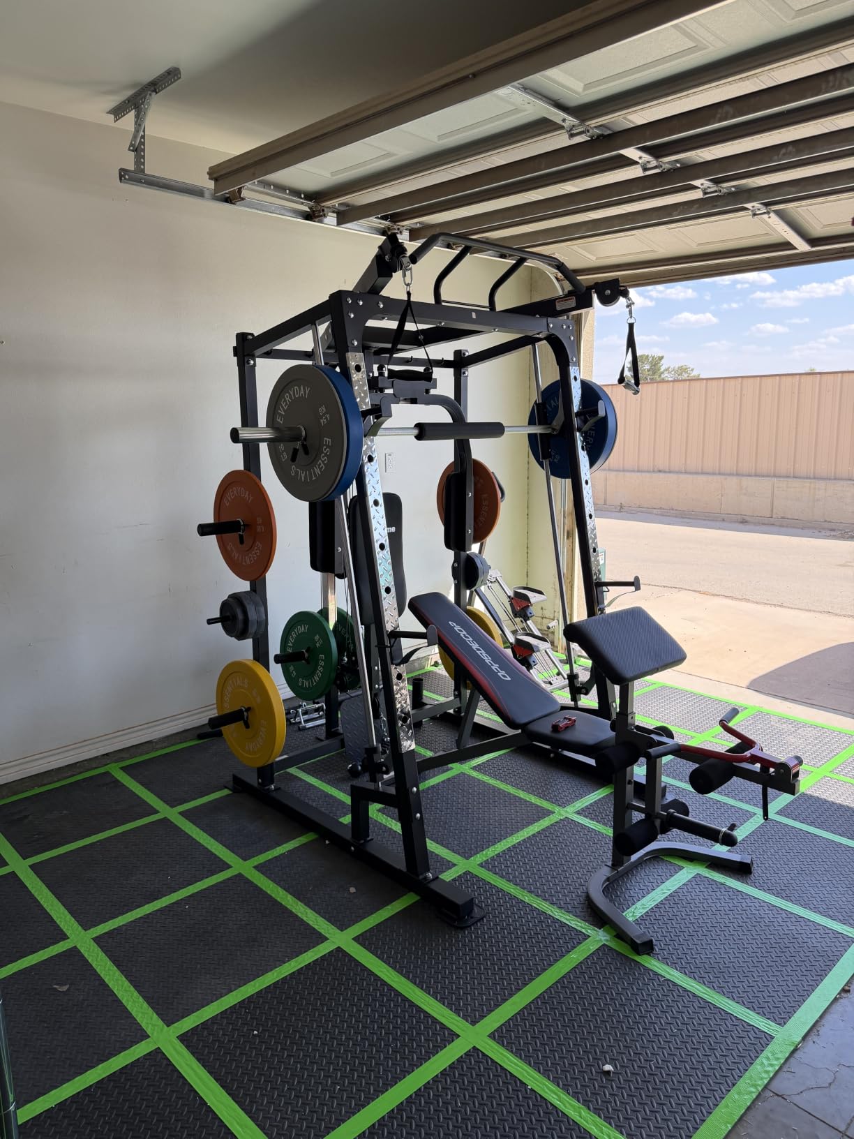 SunHome Smith Machine, Power Cage Squat Rack with Smith Bar, LAT Pull-Down Systems, Cable Crossover Machine and Cable Attachment for Home Gym customer photo 1