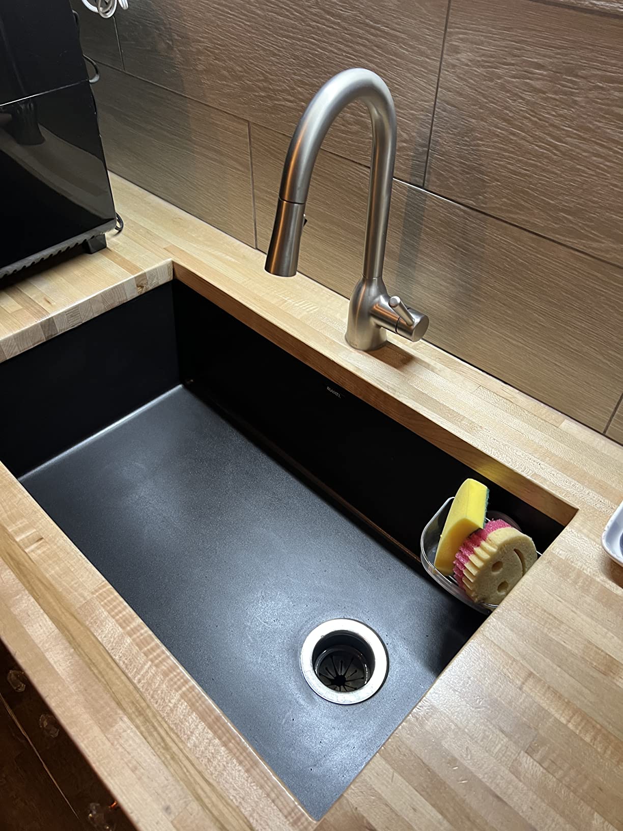 Ruvati 32 x 19 inch epiGranite Undermount Granite Composite Quartz Single Bowl Kitchen Sink - Catalina Blue - RVG2033LU customer photo 1