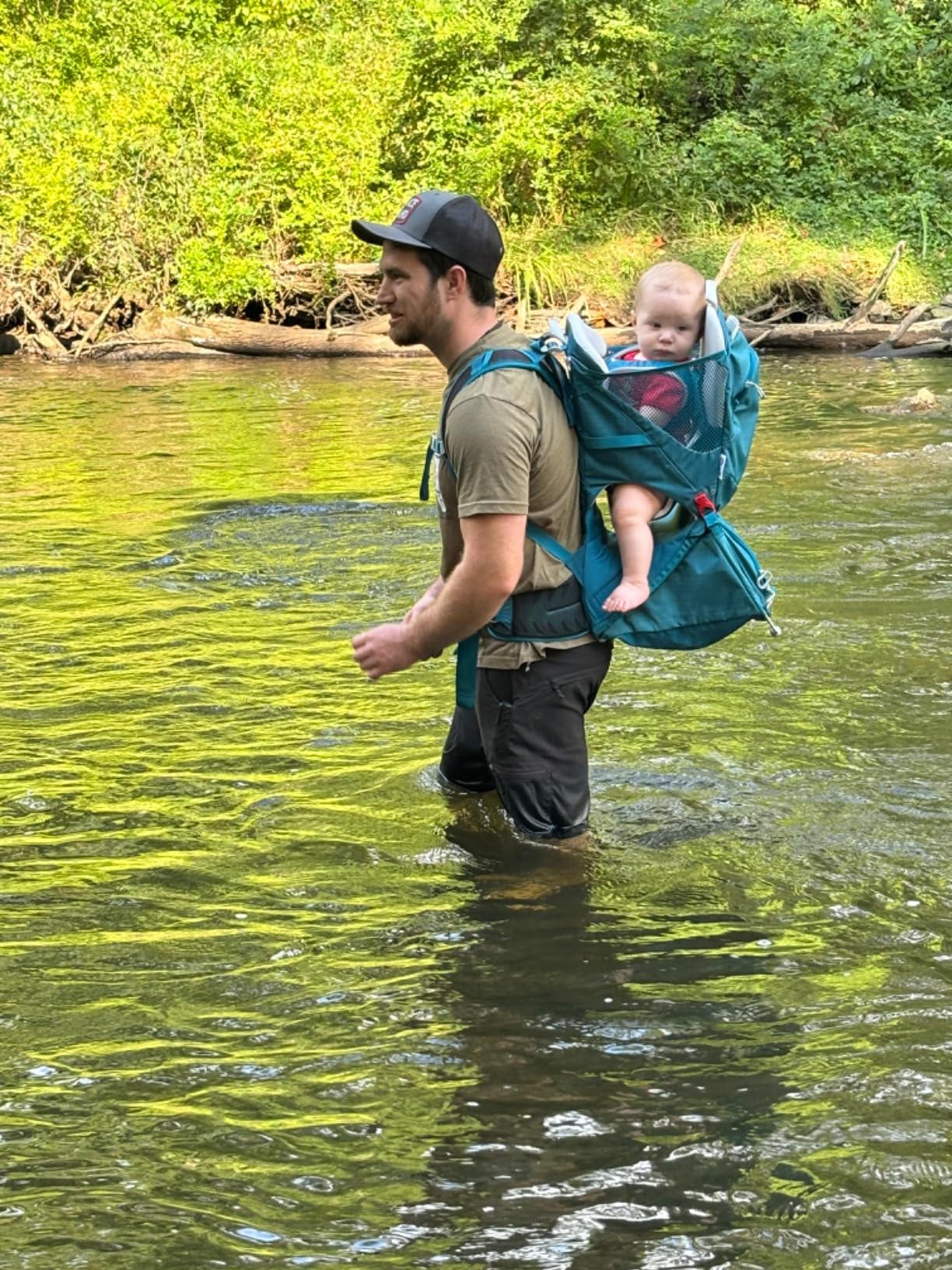 Osprey Poco SLT Lightweight Child Carrier Backpack - Slimmed-Down Hiking Carrier for Toddlers with Safety Harness, Sunshade, Ventilated Backpanel customer photo 2