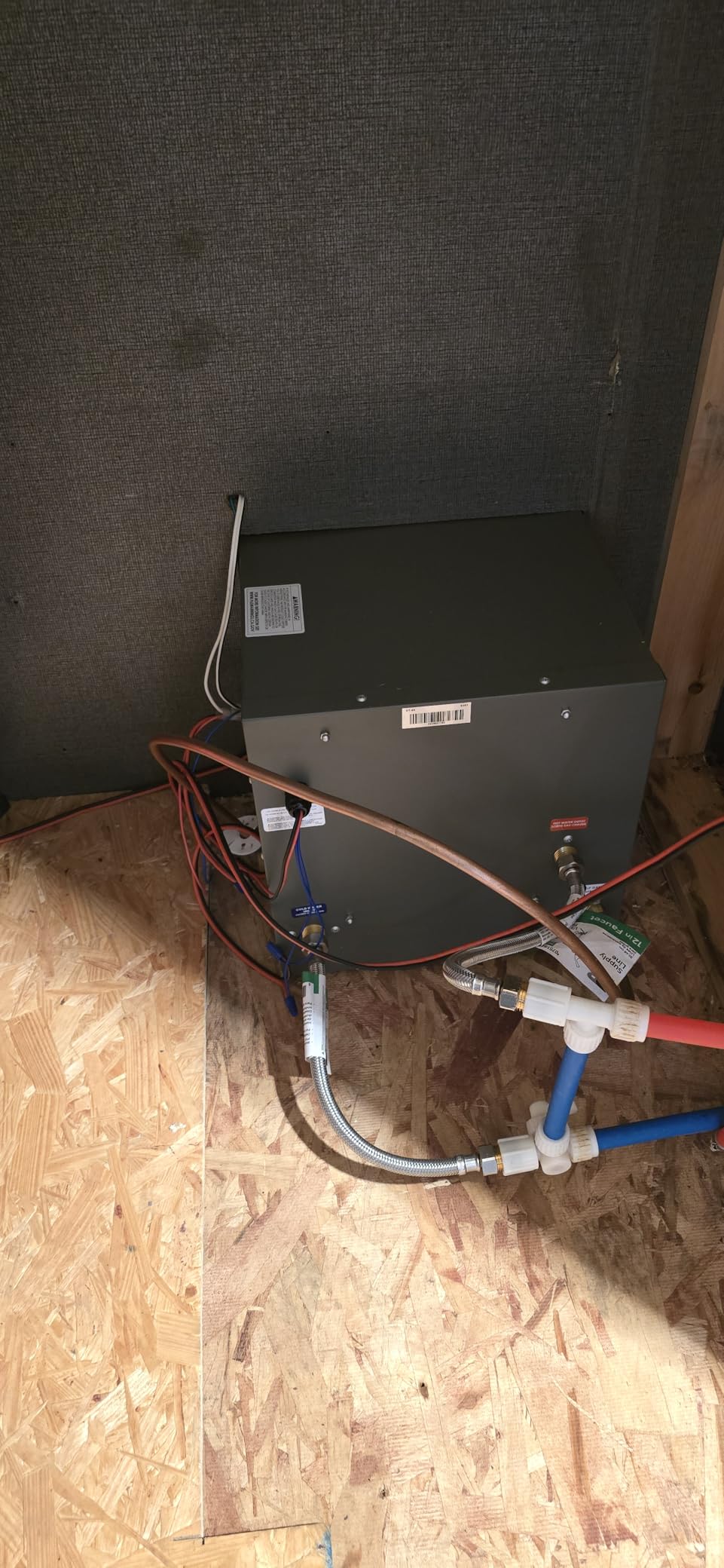 Suburban ST-60 60,000 BTU RV Tankless Water Heater, Freeze Protection | Digital control center, flame-out and scald protection, child lock, freeze and voltage protection, energy saving customer photo 1