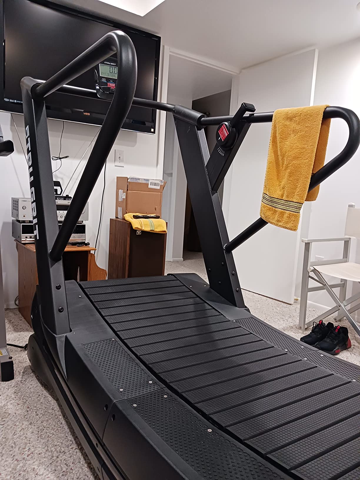 Tru Grit Fitness Runner Manual Treadmill - 6 Resistance Levels, LCD Display, for Runners and Fitness Enthusiasts customer photo 1