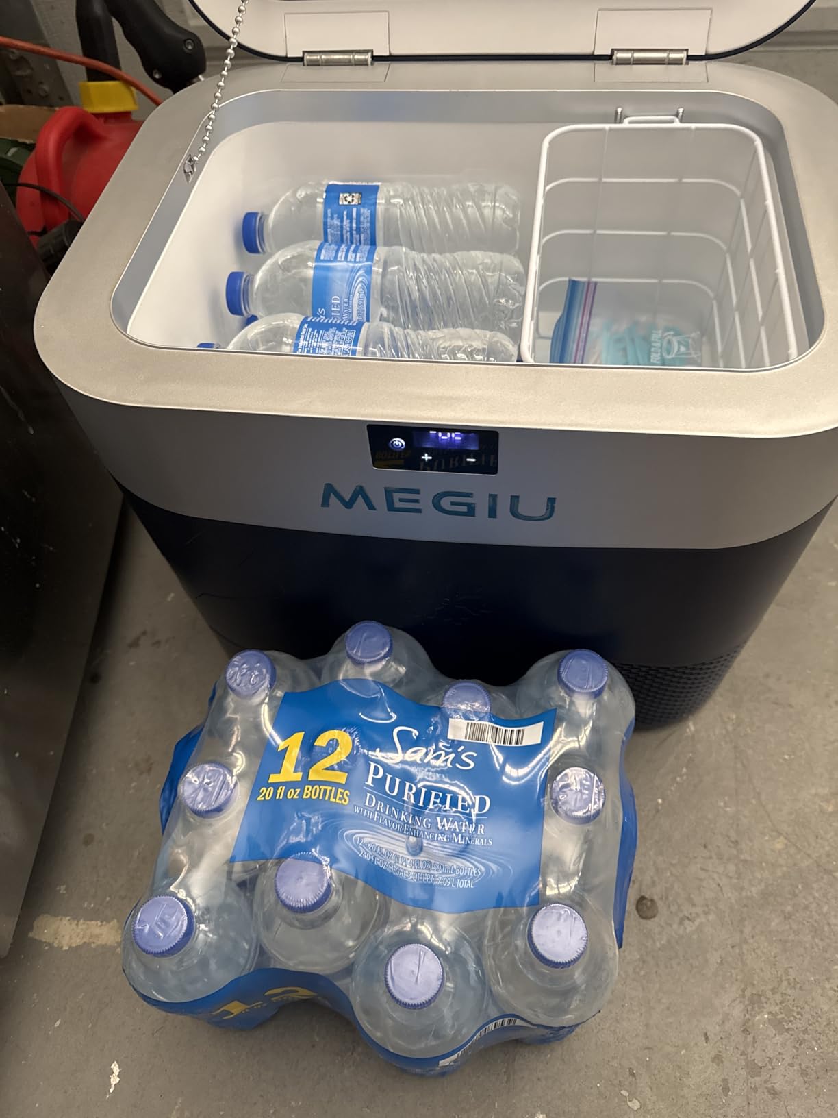 Megiu Car Refrigerator Portable Car Fridge 12V Refrigerator 23 Quart (22 Liter) Freezer Compressor Cooler 12V/24V DC 110~240 V AC for Outdoor Camping Travel Home Use -18C~+15C (Blue) customer photo 2
