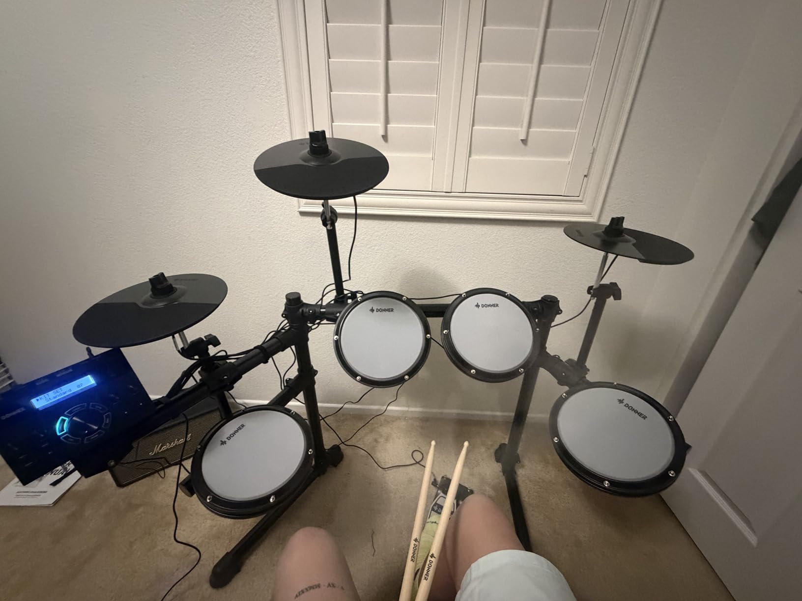 Donner DED-200 LITE Electronic Drum Kit for Beginner with 450+ Sounds, USB MIDI, Quiet Mesh Pads, Throne, Headphones, Sticks and 40 Melodics Lessons customer photo 1