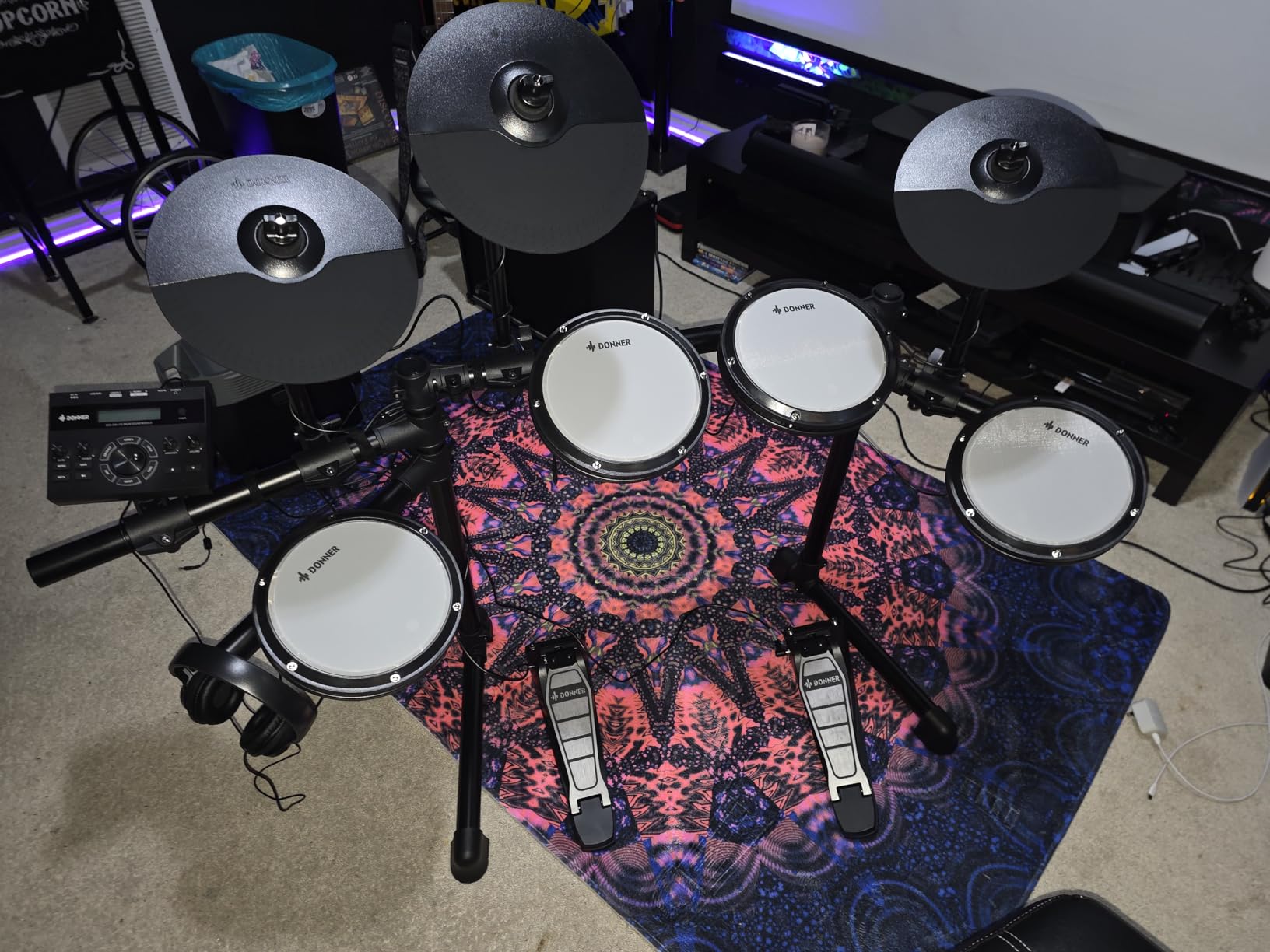 Donner DED-200 LITE Electronic Drum Kit for Beginner with 450+ Sounds, USB MIDI, Quiet Mesh Pads, Throne, Headphones, Sticks and 40 Melodics Lessons customer photo 2