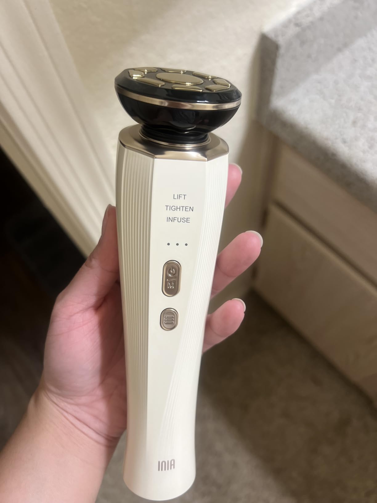 INIA 3-in-1 Red Light Therapy for Face and Neck Beauty Device for Puffiness & Skin Firming Skincare Tool (White) customer photo 2