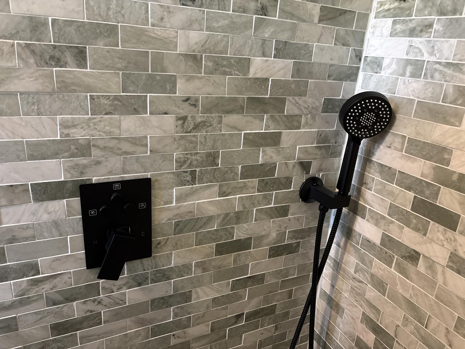 Woindo 12 Inch Ceiling Mount Rainfall Shower System with 12 inch Top Head and 6 inch Side Head Multi-function Handheld Head Push Button Diverter customer photo 2