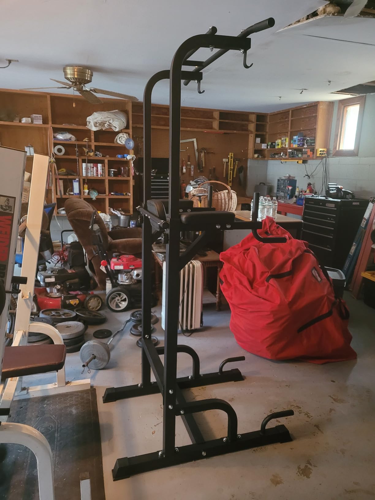 BangTong&Li Power Tower, Pull Up Bar Dip Station/Stand for Home Gym Strength Training Workout Equipment customer photo 2