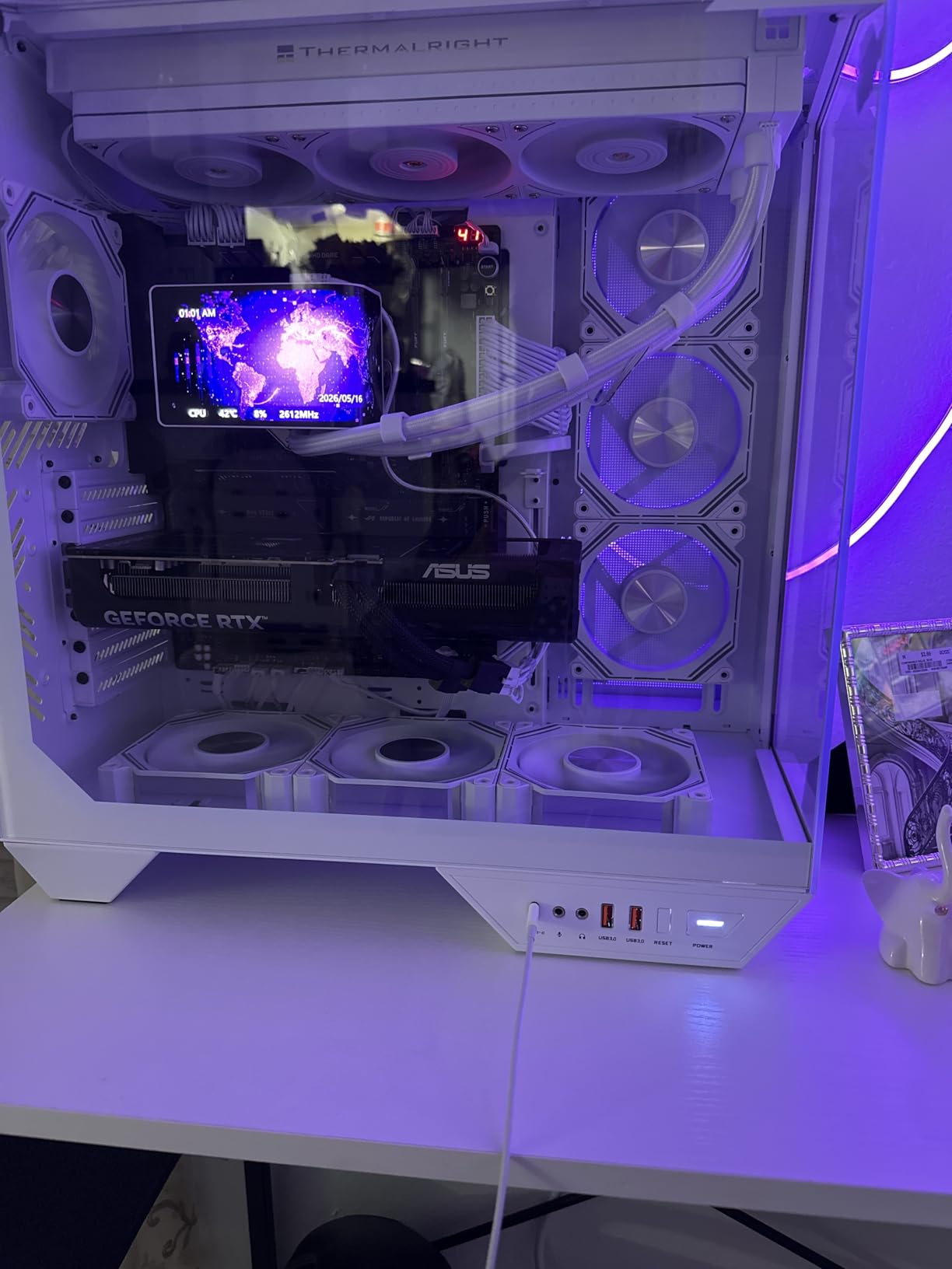 ASUS ROG Strix X870E-E Gaming WiFi AMD AM5 X870 ATX Motherboard 18+2+2 Power Stages, DDR5 AEMP, WiFi 7, 5X M.2, PCIe 5.0, USB4 customer photo 2