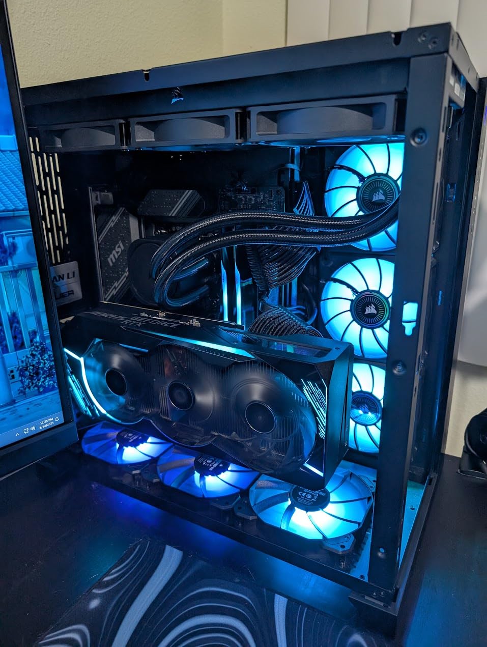 CORSAIR Nautilus 360 RS Liquid CPU Cooler - 360mm AIO - Low-Noise - Direct Motherboard Connection - Daisy-Chain - Intel LGA 1851/1700, AMD AM5/AM4 - 3X RS120 Fans Included - Black customer photo 2