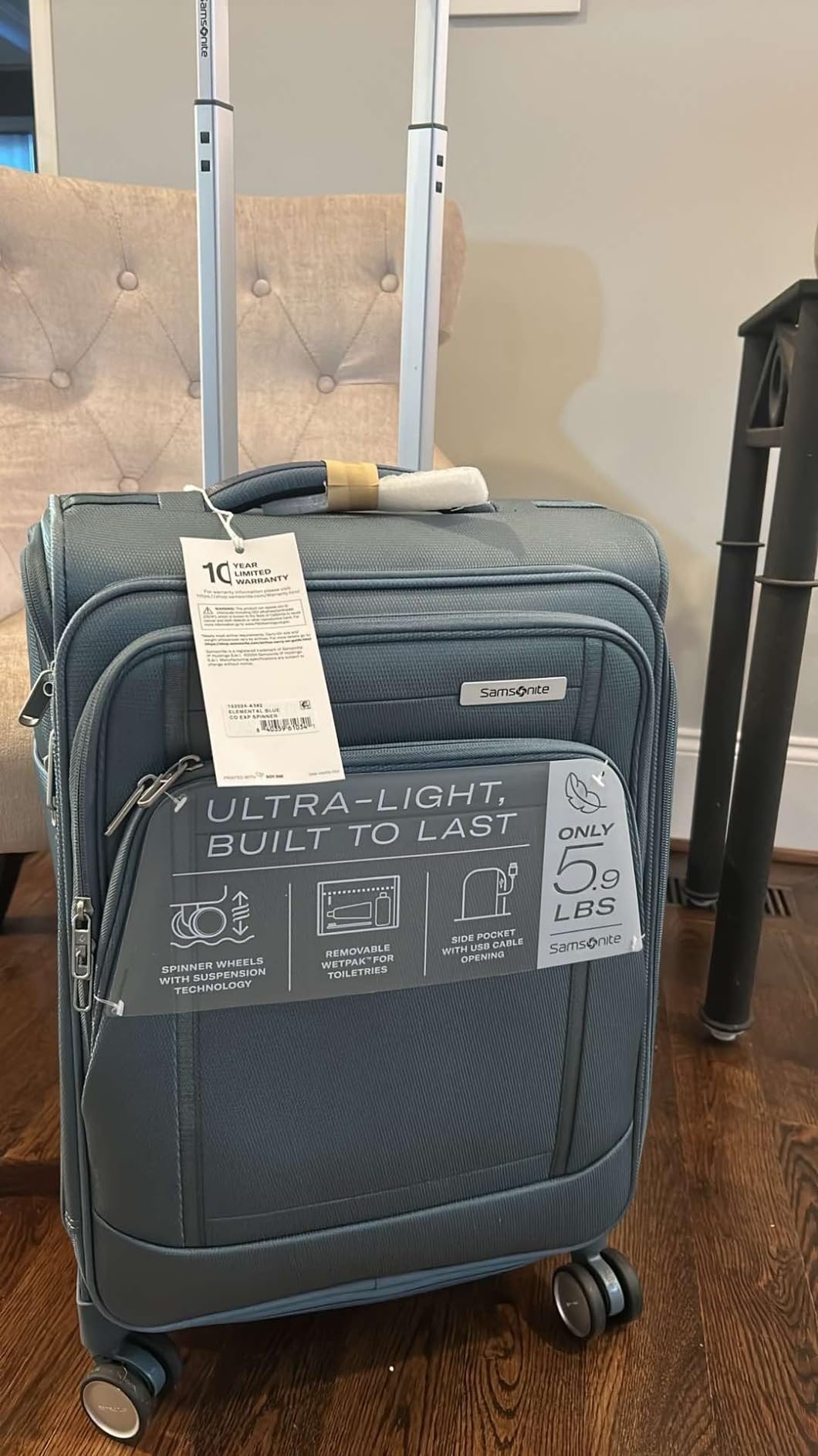 Samsonite UpLIFT Lightweight Softside Carry-On Luggage with Spinner Wheels - Expandable - Airline-Approved, Polyester Soft Suitcase for Ultra Light Travel - Elemental Blue customer photo 2