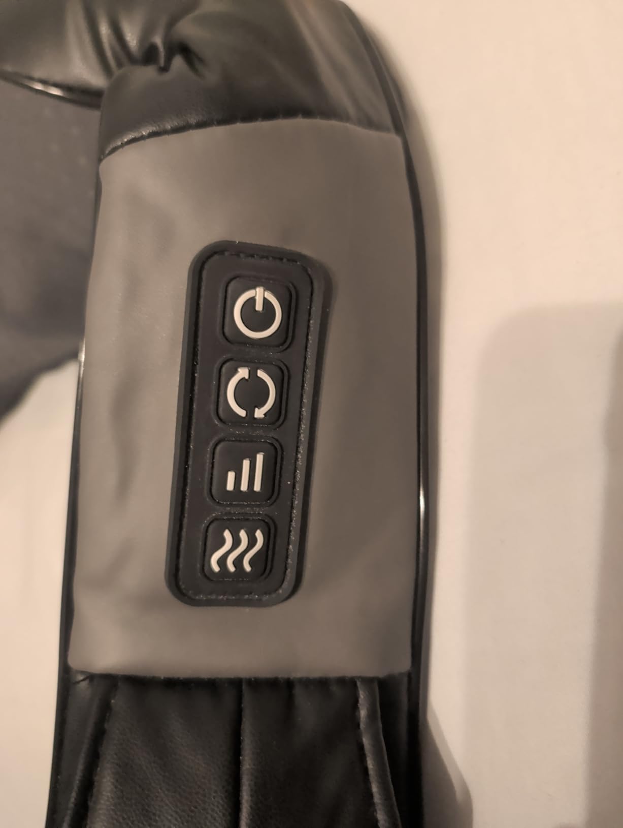 Nekteck Shiatsu Neck Massager with Heat for Pain Relief, Gray, NOT Cordless customer photo 1