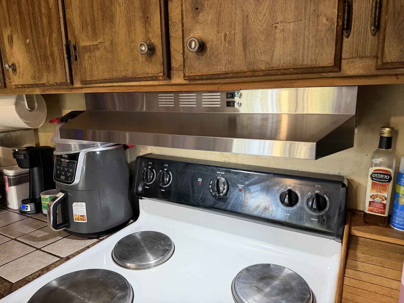 24 inch Range Hood Under Cabinet, Stainless Steel Kitchen Hood 280CFM, Ducted/Ductless Vent Hood with Rocker Button Control, Stove Hood with 2 Speeds Fan, Bright LED Light customer photo 2